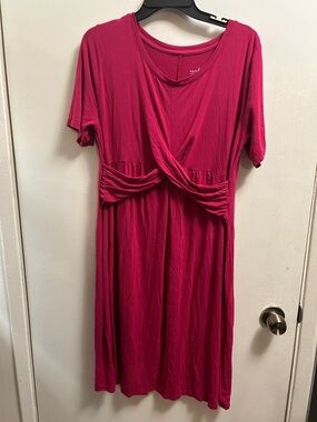 Isabel Maternity Women's Magenta Twist-Front Short Sleeve Dress Size L